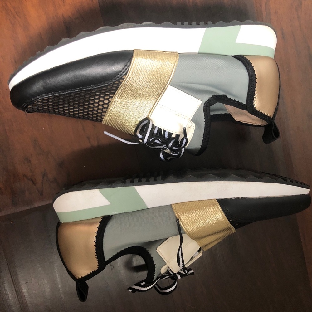 Steve Madden Antic Sneakers